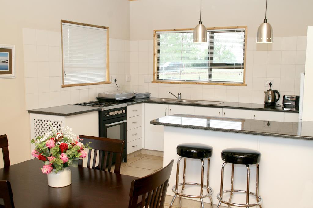 Sani Valley Nature Lodges Himeville Kamer foto
