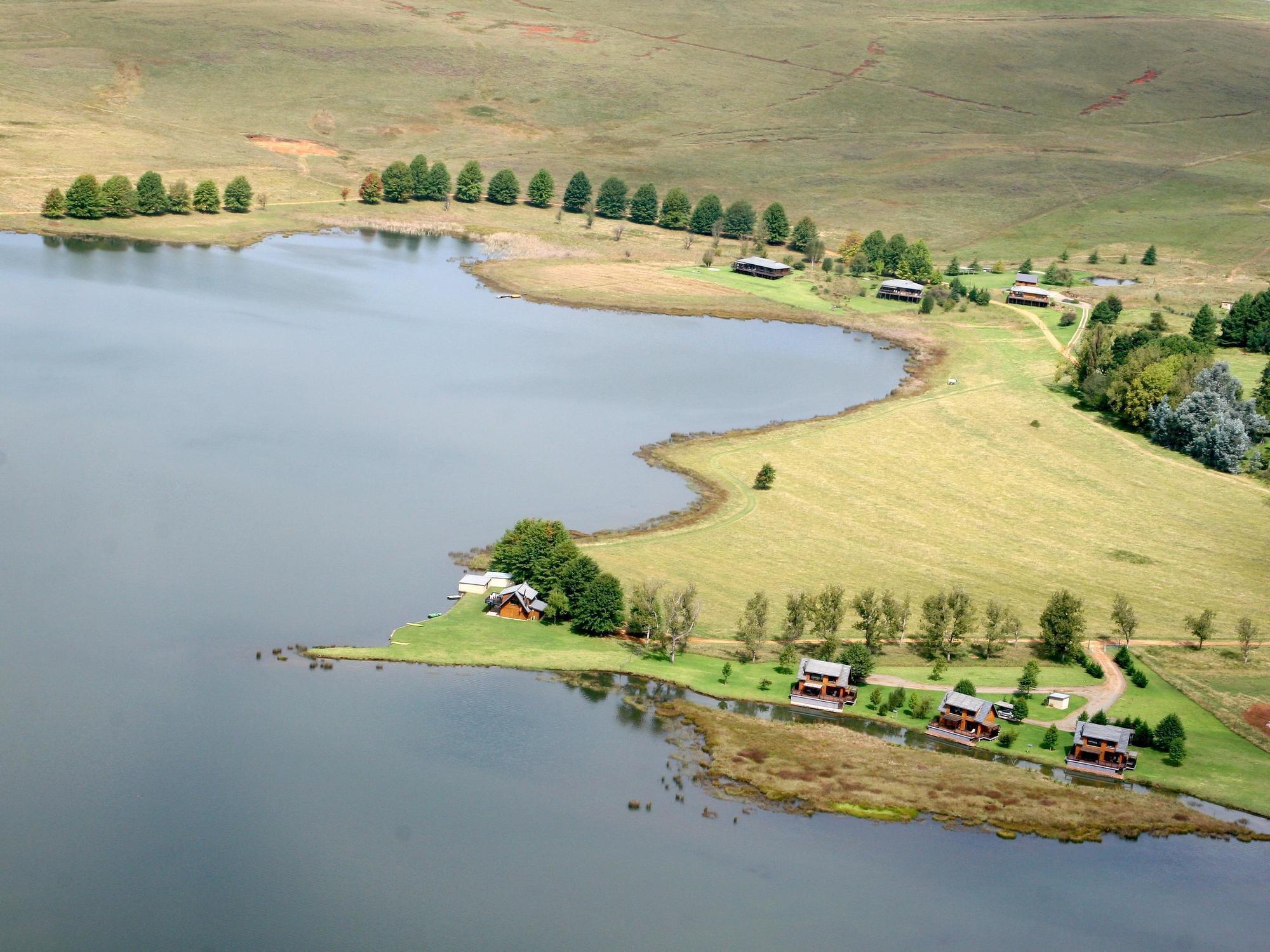 Sani Valley Nature Lodges Himeville Buitenkant foto