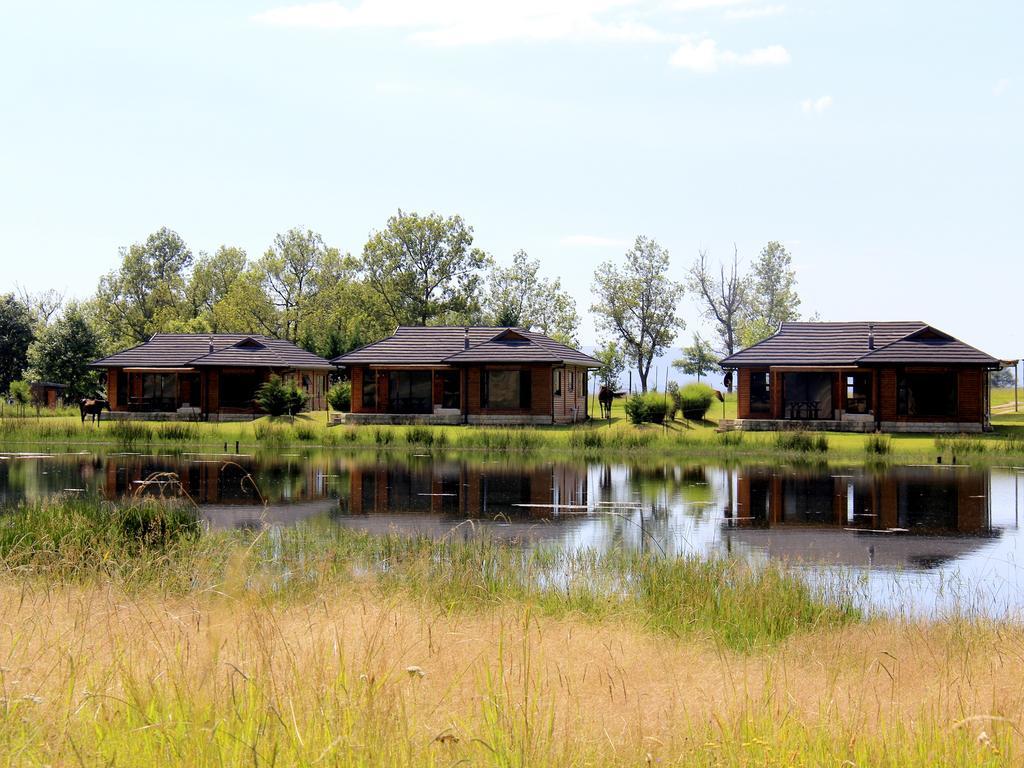 Sani Valley Nature Lodges Himeville Buitenkant foto