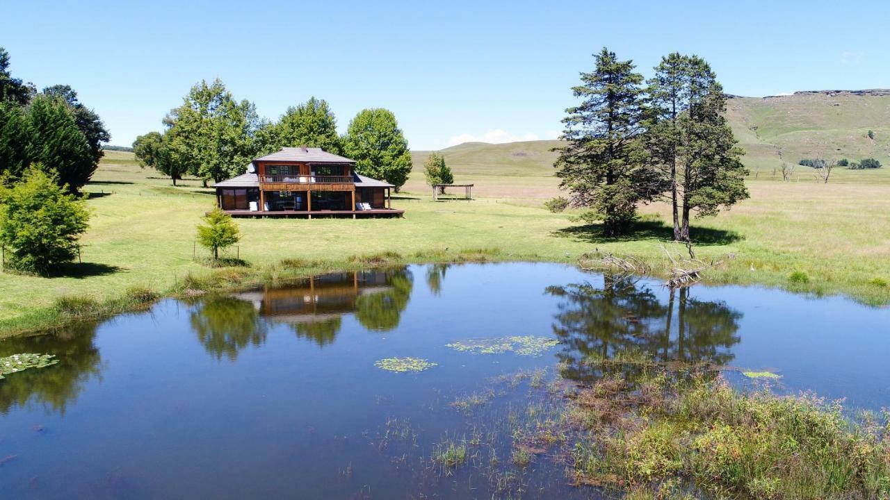Sani Valley Nature Lodges Himeville Buitenkant foto