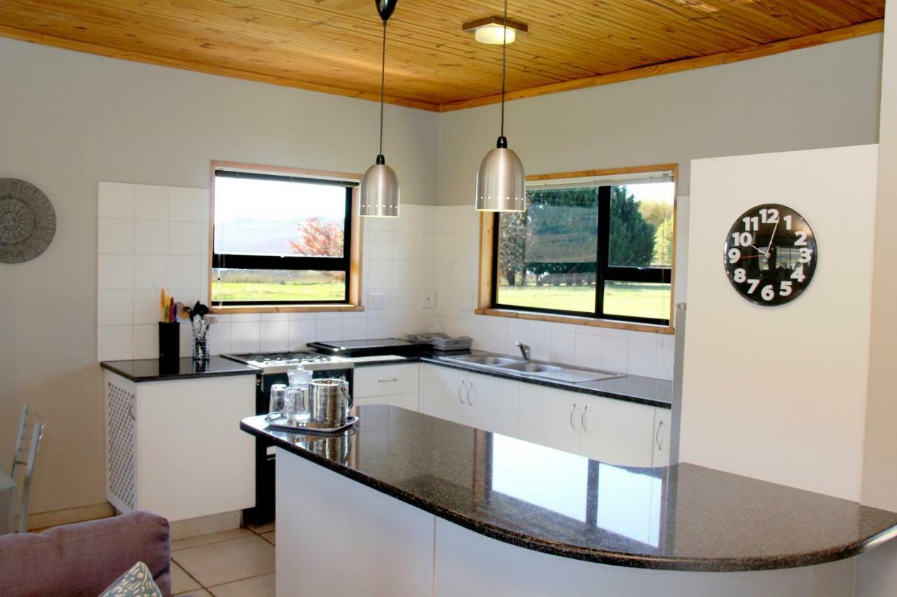 Sani Valley Nature Lodges Himeville Buitenkant foto